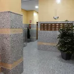Edificio 1º Linea De Playa, En Paseo Maritimo De Torrevieja, Alicante, Costa Blanca アパート トレビエハ