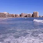 Edificio 1º Linea De Playa, En Paseo Maritimo De Torrevieja, Alicante, Costa Blanca * トレビエハ
