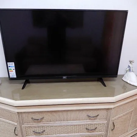 Apartment Edificio 1º Linea De Playa, En Paseo Maritimo De Torrevieja, Alicante, Costa Blanca *