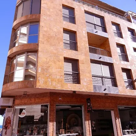Edificio 1º Linea De Playa, En Paseo Maritimo De Torrevieja, Alicante, Costa Blanca * Torrevieja
