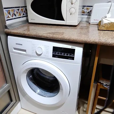 Apartamento Edificio 1º Línea De Playa, En Paseo Marítimo De Torrevieja, Alicante, Costa Blanca Torrevieja