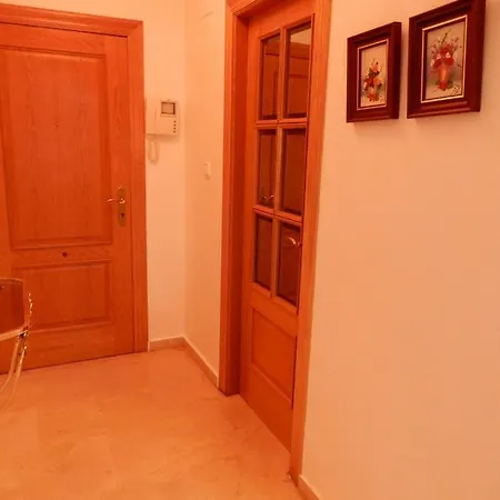 Apartman Edificio 1º Linea De Playa, En Paseo Maritimo De Torrevieja, Alicante, Costa Blanca Torrevieja