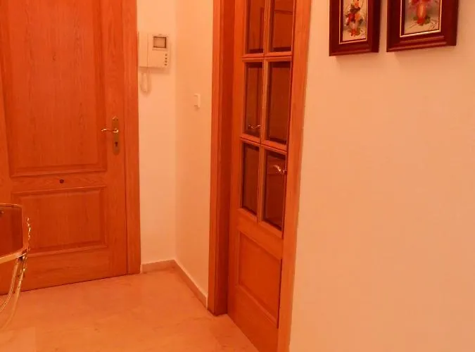 Апартаменты Edificio 1º Linea De Playa, En Paseo Maritimo De Torrevieja, Alicante, Costa Blanca Торевьиа