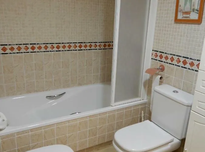 Edificio 1º Linea De Playa, En Paseo Maritimo De Torrevieja, Alicante, Costa Blanca Апартаменты *