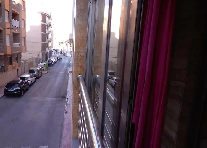 Апартаменты Edificio 1º Linea De Playa, En Paseo Maritimo De Torrevieja, Alicante, Costa Blanca Торевьиа