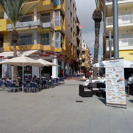 Apartmán Edificio 1º Linea De Playa, En Paseo Maritimo De Torrevieja, Alicante, Costa Blanca