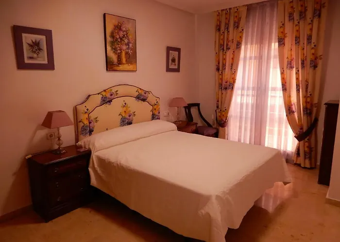 Edificio 1º Linea De Playa, En Paseo Maritimo De Torrevieja, Alicante, Costa Blanca Apartment *